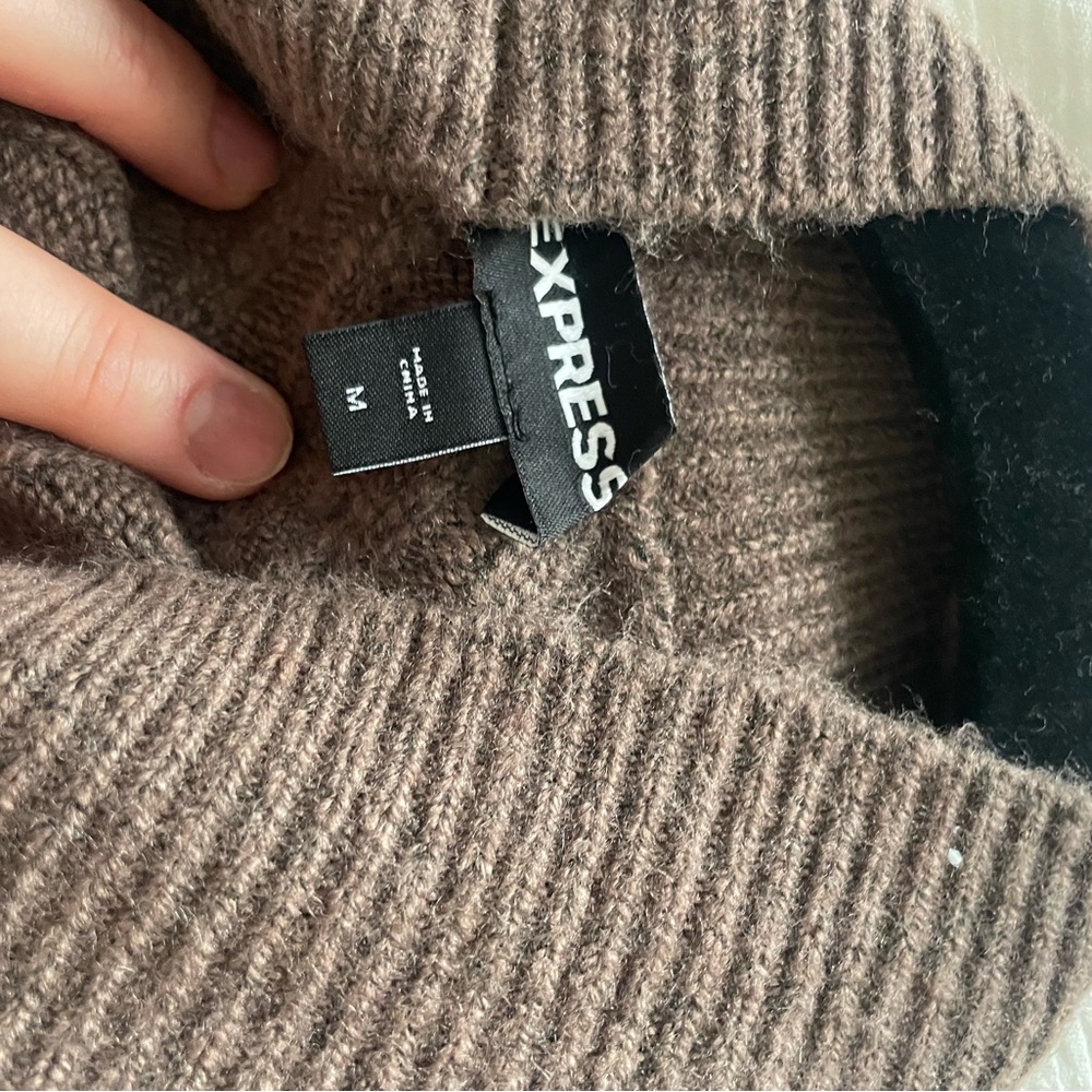 Express Brown Cable Knit set - Picture 2 of 4